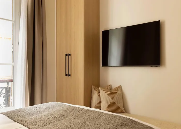 Charming Cosy - 2p - Gare Saint Lazare Париж